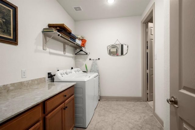 12117 Creekside Villas Court, Conroe, TX 77304