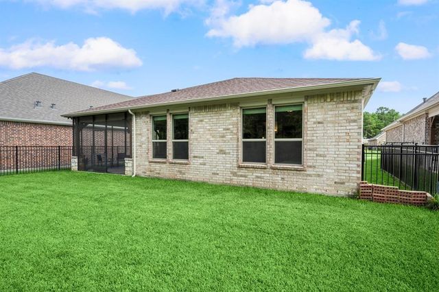 12117 Creekside Villas Court, Conroe, TX 77304