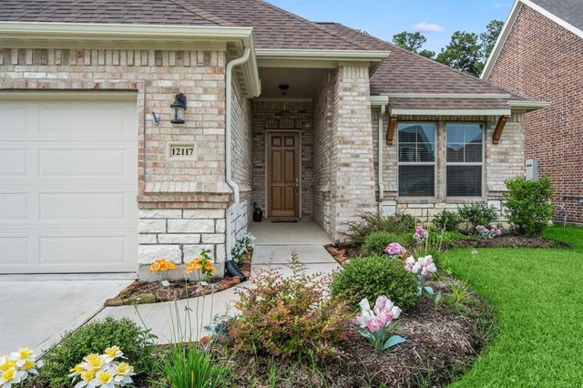 12117 Creekside Villas Court, Conroe, TX 77304