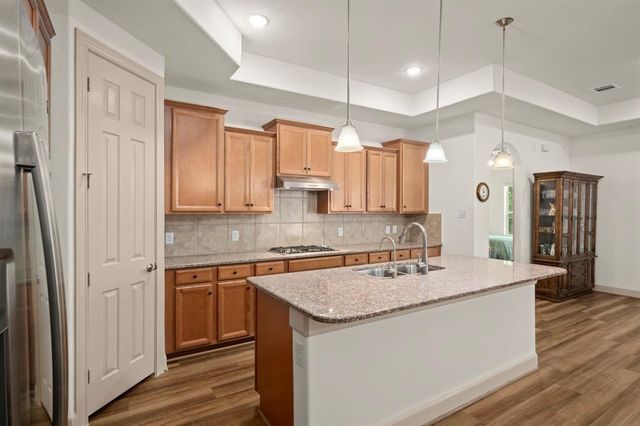 12117 Creekside Villas Court, Conroe, TX 77304