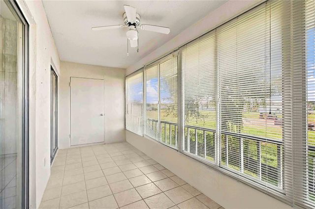 304 47TH AVENUE DRIVE W 313, Bradenton, FL 34207