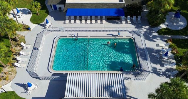 304 47TH AVENUE DRIVE W 313, Bradenton, FL 34207