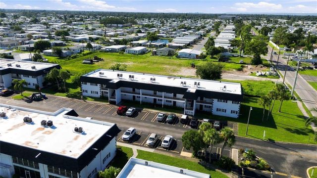304 47TH AVENUE DRIVE W 313, Bradenton, FL 34207