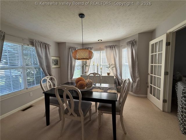 322 Plantation Drive, Hurricane, WV 25526