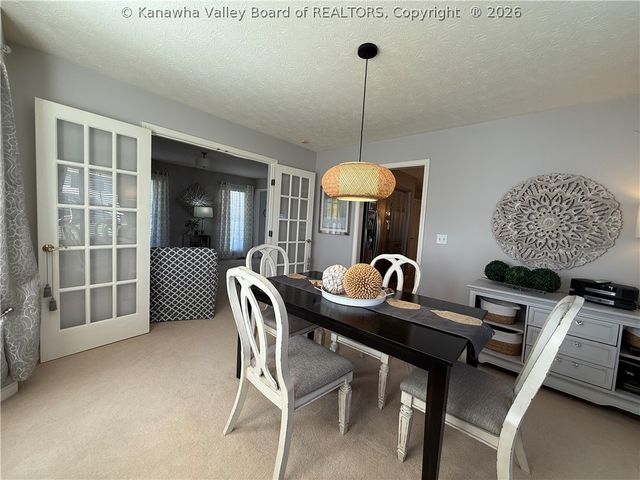 322 Plantation Drive, Hurricane, WV 25526