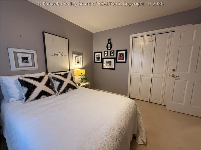 322 Plantation Drive, Hurricane, WV 25526