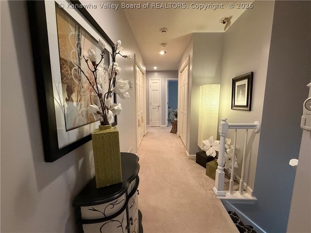 322 Plantation Drive, Hurricane, WV 25526