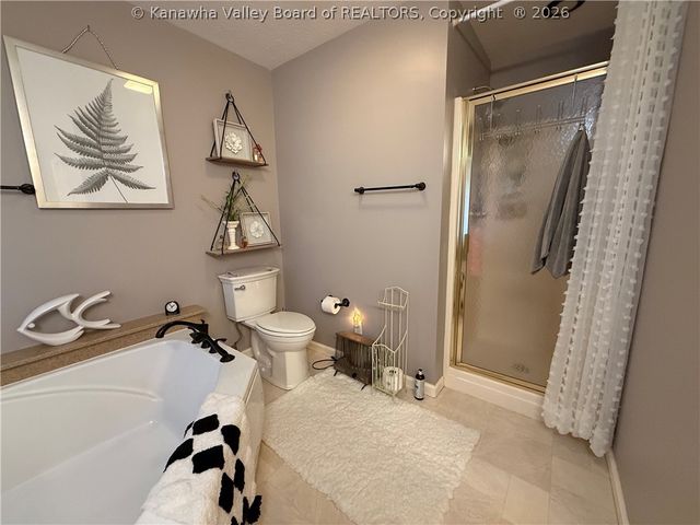 322 Plantation Drive, Hurricane, WV 25526