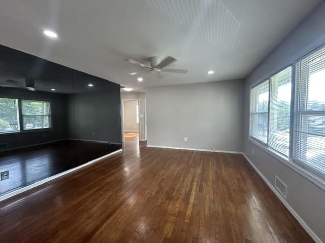328 W EDMONSTON DR, Rockville, MD 20852