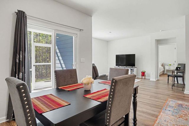 8093 Bear Claw Way, Conway, SC 29526