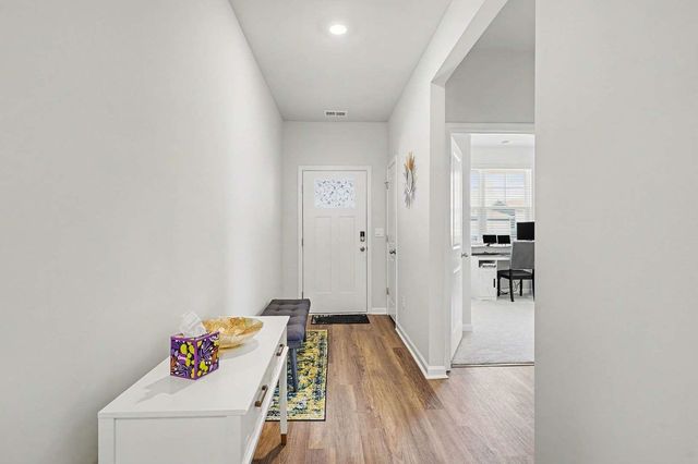 8093 Bear Claw Way, Conway, SC 29526