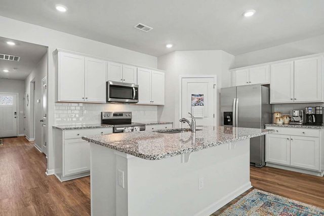 8093 Bear Claw Way, Conway, SC 29526