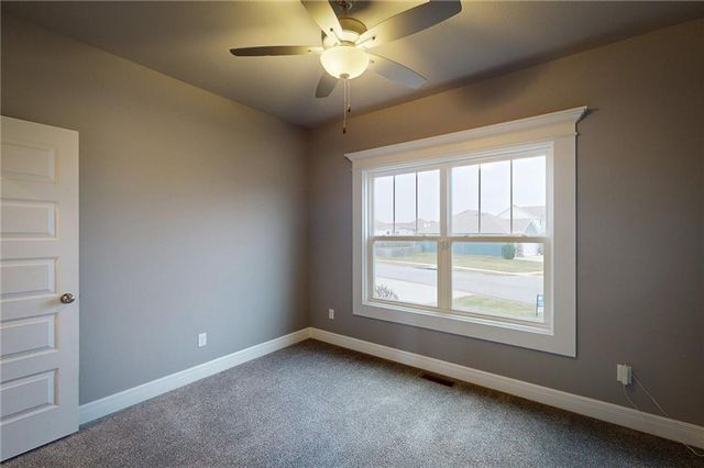 309 SW Chelmsford Drive, Blue Springs, MO 64014