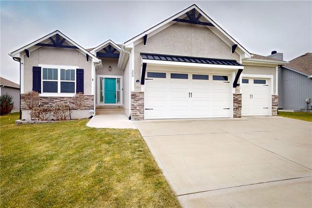 309 SW Chelmsford Drive, Blue Springs, MO 64014