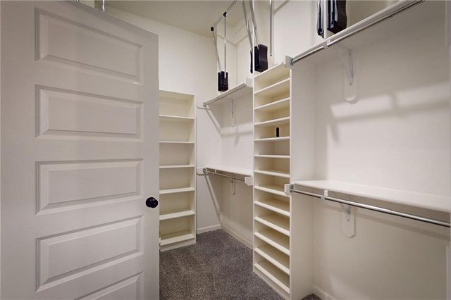 309 SW Chelmsford Drive, Blue Springs, MO 64014