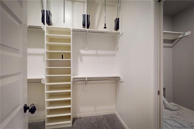 309 SW Chelmsford Drive, Blue Springs, MO 64014