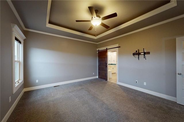 309 SW Chelmsford Drive, Blue Springs, MO 64014