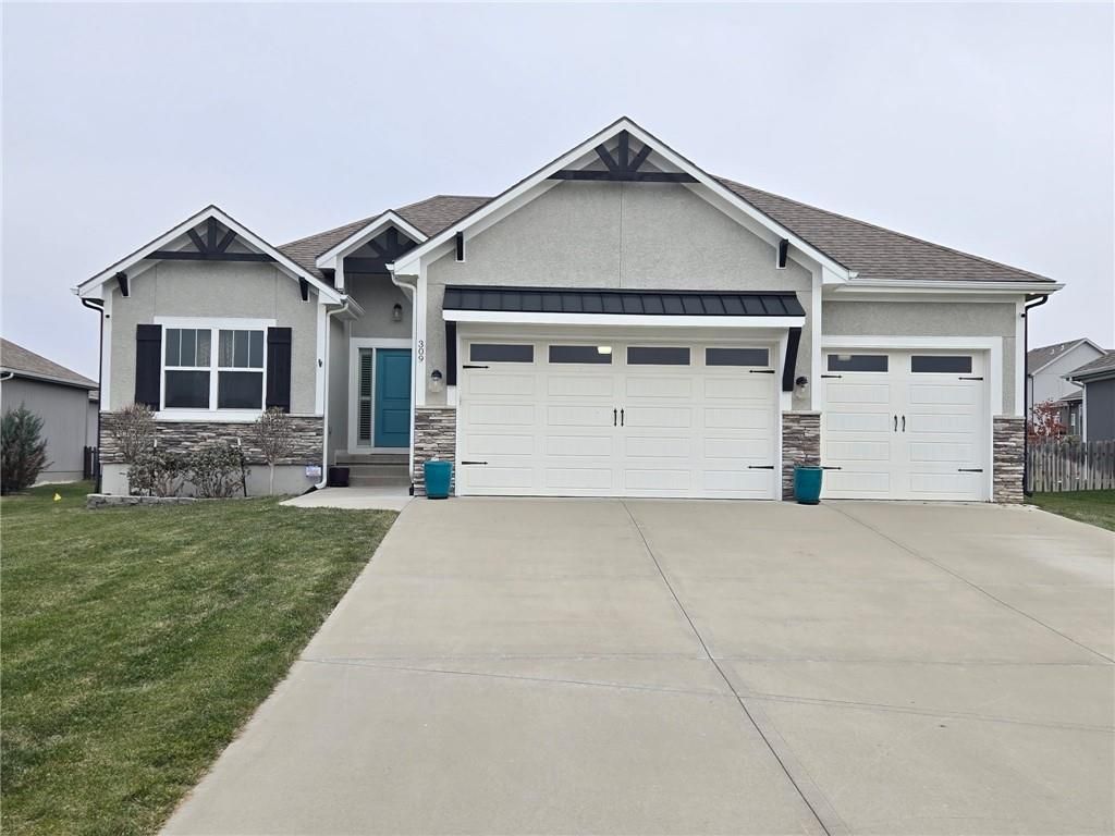 309 SW Chelmsford Drive, Blue Springs, MO 64014