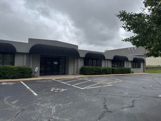 1929 East Bennett Street, Springfield, MO 65804