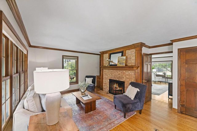 290 Fieldstone ROAD, Delafield, WI 53018