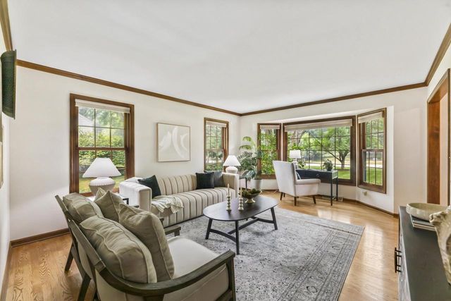 290 Fieldstone ROAD, Delafield, WI 53018
