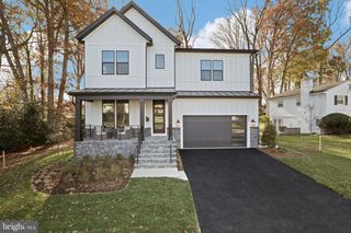 2014 EDGAR CT, Falls Church, VA 22043