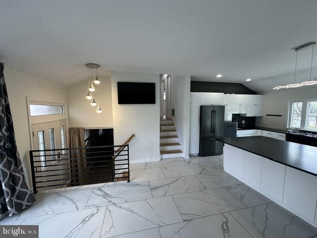 62 LAKEVIEW CT, Hamilton, NJ 08620