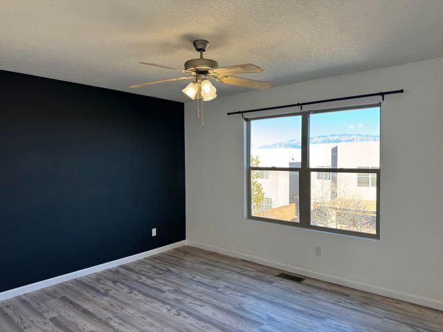 5004 Costa Uasca Drive NW, Albuquerque, NM 87120