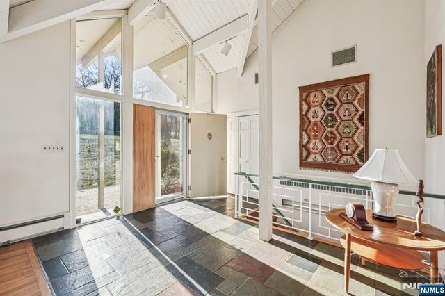 873 Olentangy Road, Franklin Lakes, NJ 07417