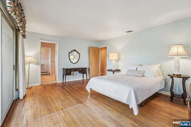 873 Olentangy Road, Franklin Lakes, NJ 07417