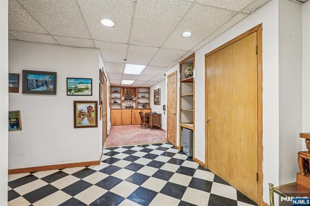 873 Olentangy Road, Franklin Lakes, NJ 07417