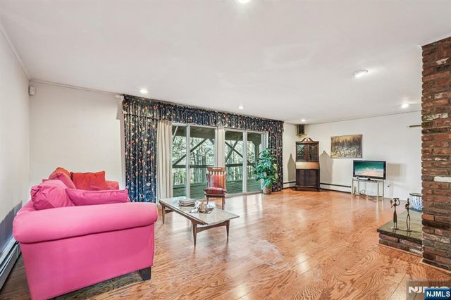 873 Olentangy Road, Franklin Lakes, NJ 07417