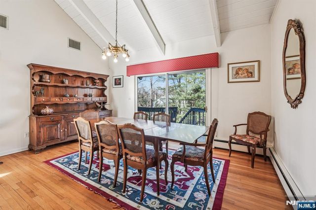 873 Olentangy Road, Franklin Lakes, NJ 07417