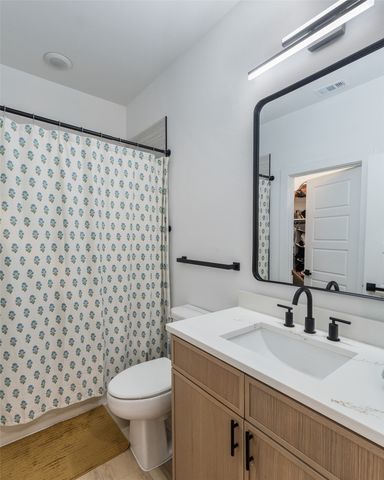 2749 Bethurum Avenue, Dallas, TX 75215