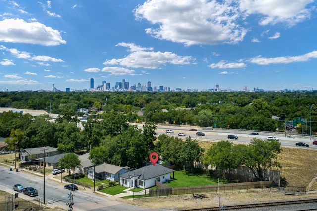 2749 Bethurum Avenue, Dallas, TX 75215