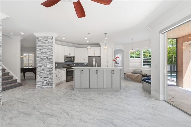 7453 Via Luria, Lake Worth, FL 33467