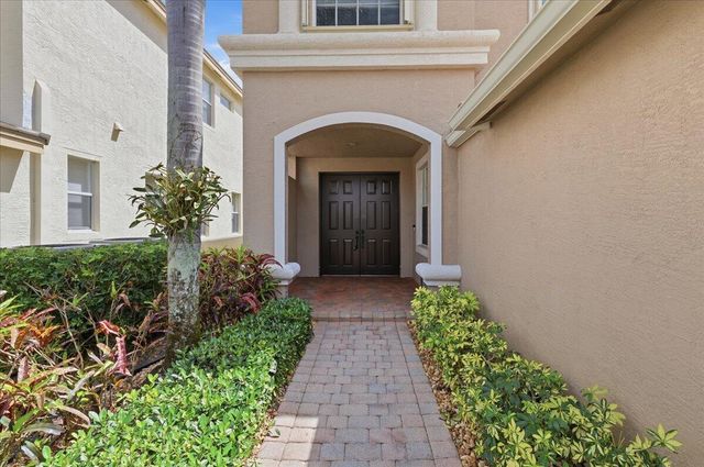 7453 Via Luria, Lake Worth, FL 33467