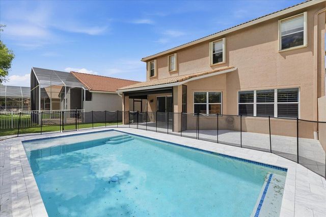7453 Via Luria, Lake Worth, FL 33467