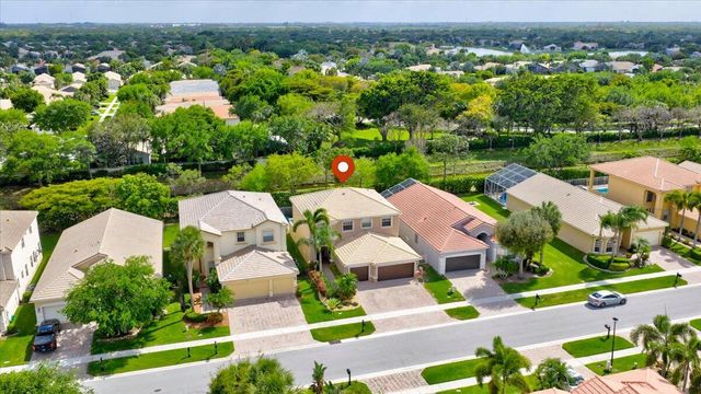 7453 Via Luria, Lake Worth, FL 33467