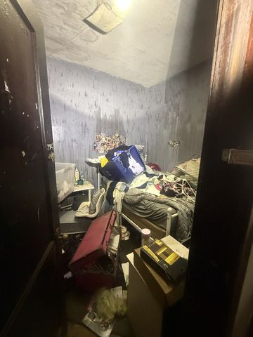 7216 S Dobson Avenue, Chicago, IL 60619