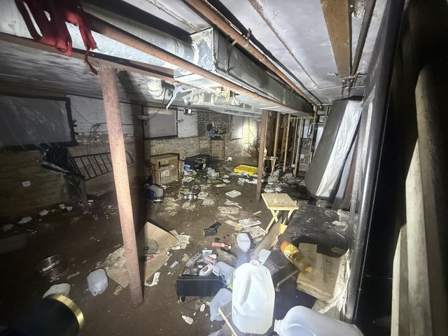 7216 S Dobson Avenue, Chicago, IL 60619