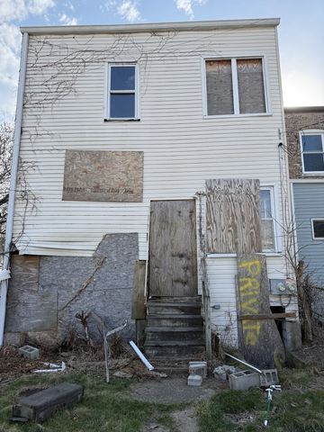 7216 S Dobson Avenue, Chicago, IL 60619