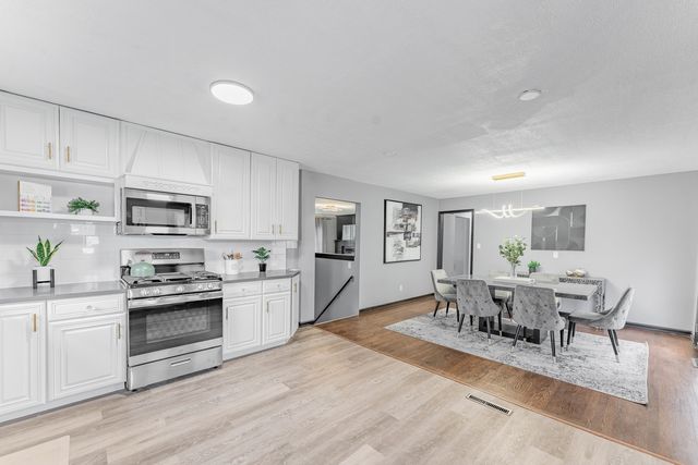3541 Washington Street, Lansing, IL 60438