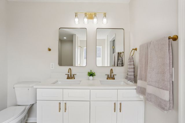 1321 Bundy Dr, Smyrna, TN 37167