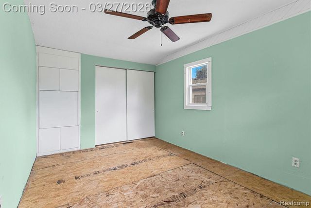 782 Stanley Avenue, Pontiac, MI 48340