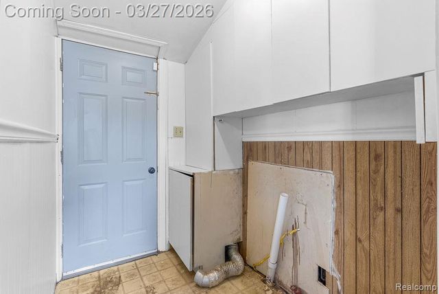 782 Stanley Avenue, Pontiac, MI 48340