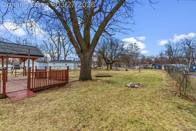 782 Stanley Avenue, Pontiac, MI 48340