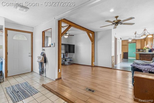 782 Stanley Avenue, Pontiac, MI 48340