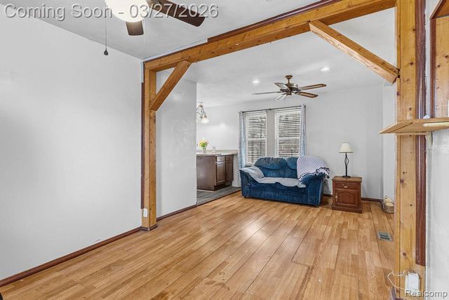 782 Stanley Avenue, Pontiac, MI 48340