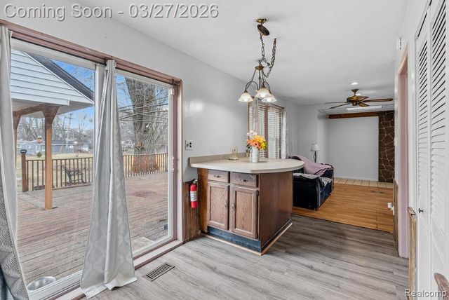 782 Stanley Avenue, Pontiac, MI 48340